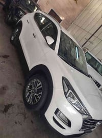 توسان 2020 خليجي (شركه الكاصد) ماشيه 51الف مكفوله كفاله عامه  محرك2000...