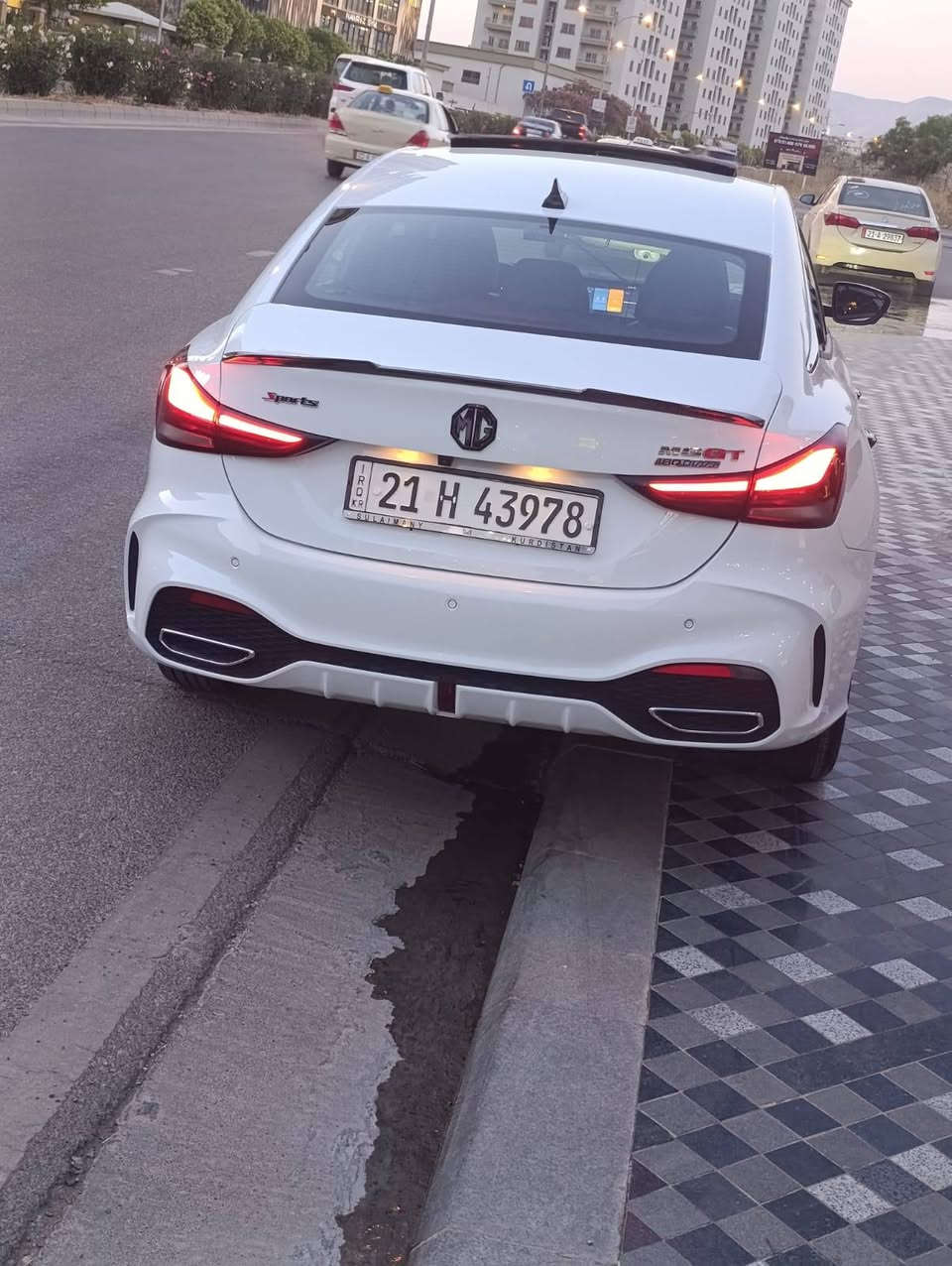 سەرەتا بەناوی خوای گەورە ...
MG GT 2025 شکڵ نوێ 

مواسەفات ، لەکجەری ، فول فول ،
چوار کامیرای 360 🎦

مەکینەی 180dvvt دبڵ کەم شەفت و تاحونە ، 

تەنها 18 هەزار ڕۆشتوە ، 

سعر 120$ مەجالیکی زۆر کەم ، 

تبینی / سۆنەریم داناوە ، 

0771 058 1313 

0750 765 2160
بۆهەر زانیاریک مەسج بکە یان پەیوەندی بکە بەڕێز ، 
۰۷۷۱ ۰٥٨ ۱۳۱۳
وەتس ئەپ / 📴🛜
