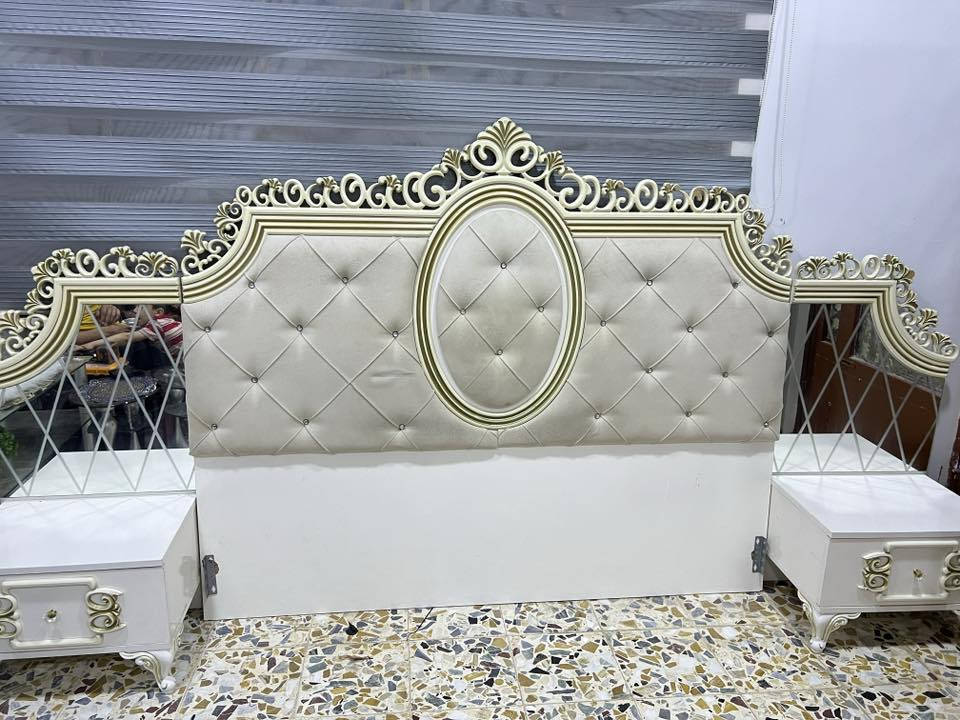 غرفه  نوم للبيع شرط نظافه السعر 650 وبيه مجال للاستفسار اتصل على هذا الرقم ***********
