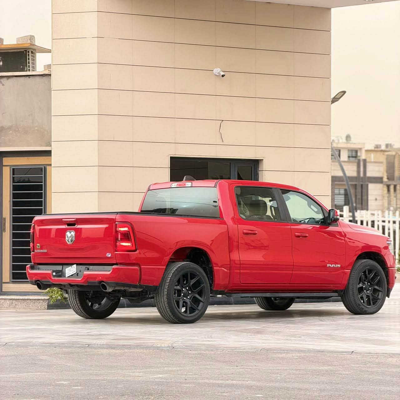 السلام عليكم دوج رام 2024 لارامي  وارد امريكي

Dodge Ram rad Laramie 5.7 V8

بيع او مراوس حسب القناعه

حجم المكينه : 5.700 V8 

الضرر : جاملغ وبنيد 

بدون دواخل 

الايرباك : ستيرن  ودشبول   

#مواصفات

1.شاشه كبيره

2.بصمه

3.تشغيل عن بعد

4.كامره

5.ويل كب

6.كشنات جلد

7.هيترات بالكشنات

8.رادارات 360

9.كشنات كهرباء

10.لايتات لد + زنون

11.كشافات 

12.اشاير بالمري

13.فور ويل 4x4

14.اتو ستوب

15. حساسات خلفي امامي

فول مواصفات مرقم بغداد

 بيع او مراوس حسب القناعه 

تفاصيل اكثر هذا رقمي 

مكاني بغداد الكرخ 
السعر 325 وبيها مجال 

***********
