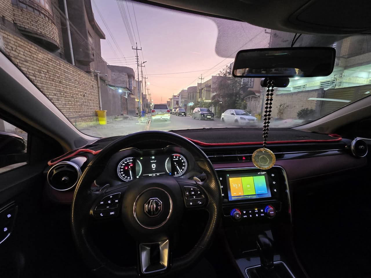 ام جي 6 موديل 2023 MG6
🔸ضمان 6 سنوات او 200.000 الف كيلومتر
سياره مكفوله كفاله عامه ماعدا ملاحظة بالصندوق اكو ضربة خفيفة جدا باقية على حالها و شخط بسيط بالدعامية
فول مواصفات اعلى فئه تروفي 
لون اسود 
🔹المواصفات 
4سلندر محرك 1500T تيربو 
مرتبط كير بوكس اوتوماتيك من 7سرعات dct دبل كلج
- بصمة تشغيل و بصمة ابوب امامية وجنطة
- سلايد ( فتحه )، 
- شاشة كبيرة تدعم نظام الابل كار، 
- سايد بريك بصمة، و اوتو هولد 
- مثبت سرعة، وشفتات ستيرن
- درايف مود، سبورت وعادي 
- كاميرا خلفية
- مانع انزلاق، تراكشن
- تبريد امامي وخلفي، وثلاجة 
- حساس خلفي 
- مقعد السائق كهرباء 
- دواخل ومقاعد جلد، لونين بلاد مطعم كاربون فايبر
- فول تحكم ستيرن 
- ايرباك امامي، وجانبي وبالمقاعد 
- لد امامي خلفي 
- نظام اشارات جانبي 
- شاشة اعطال 
- حساس اطارات
- اشاره حاجب امامي خلفي 
- ويل عريض gt تاير سبورت 
ماشيه  ٢٠ الف كيلو فقط قابل للزياده  
السيارة داخل ضمان الشركه مع كافة الصيانة الدورية لدى الشركة 
السعر ١٢٨ ورقة و بيها مجال حك الجية
مكان السيارة ال بصرة
للاستفسار  ***********
