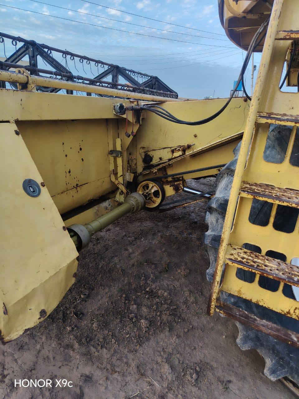 سلام عليكم حاصده نيو هولند موصفات هايدرو خمسه بلم كفالة كير محرك تبريد ثلج تخم تاير جديد كهربايات شركة كفاله عامه موديل ٩٧ عنوان بغداد اليوسفيه سعر اتصال  ***********
***********
