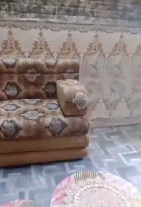 قنفات • مستعمل قليل • سنغافورة