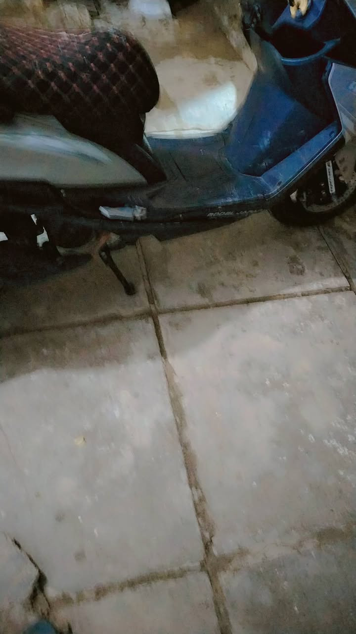 سلام عليكم دراجه للبيع خير المحرك فول كهرباءيات شغاله دراجه نضيفه شوفت عينك شراي تعال خاص مكان ديوانيه شارع 30 قرب جامع زين العابدين


**إذا كنت صاحب هذا الإعلان وتريد حذفه لأي سبب، رجاءا أرسل رسالة إلى الدعم الفني**