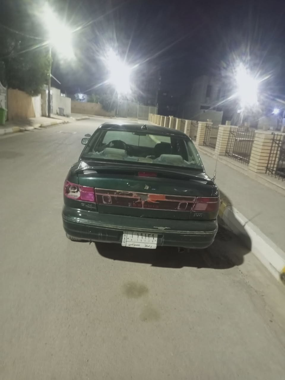 سلام عليكم سياره سيفيا موديل 93 السعر 28 وبيها مجال سياره خير من الله جاهزه محرك كير صدر سنويه نافذه رقم واسط الشراي بيه خير ويدلل  وهاذه رقمي ***********مكاني واسط قضاء الزبيديه
