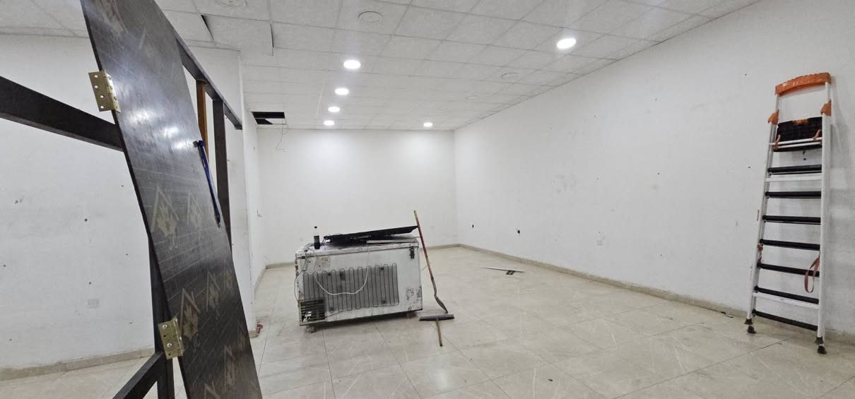 السلام عليكم محل للأيجار ياسين خريبط شارع القاضي مساحة المحل 165 متر عرض الشارع 20 متر السعر 650 الف


**إذا كنت صاحب هذا الإعلان وتريد حذفه لأي سبب، رجاءا أرسل رسالة إلى الدعم الفني**