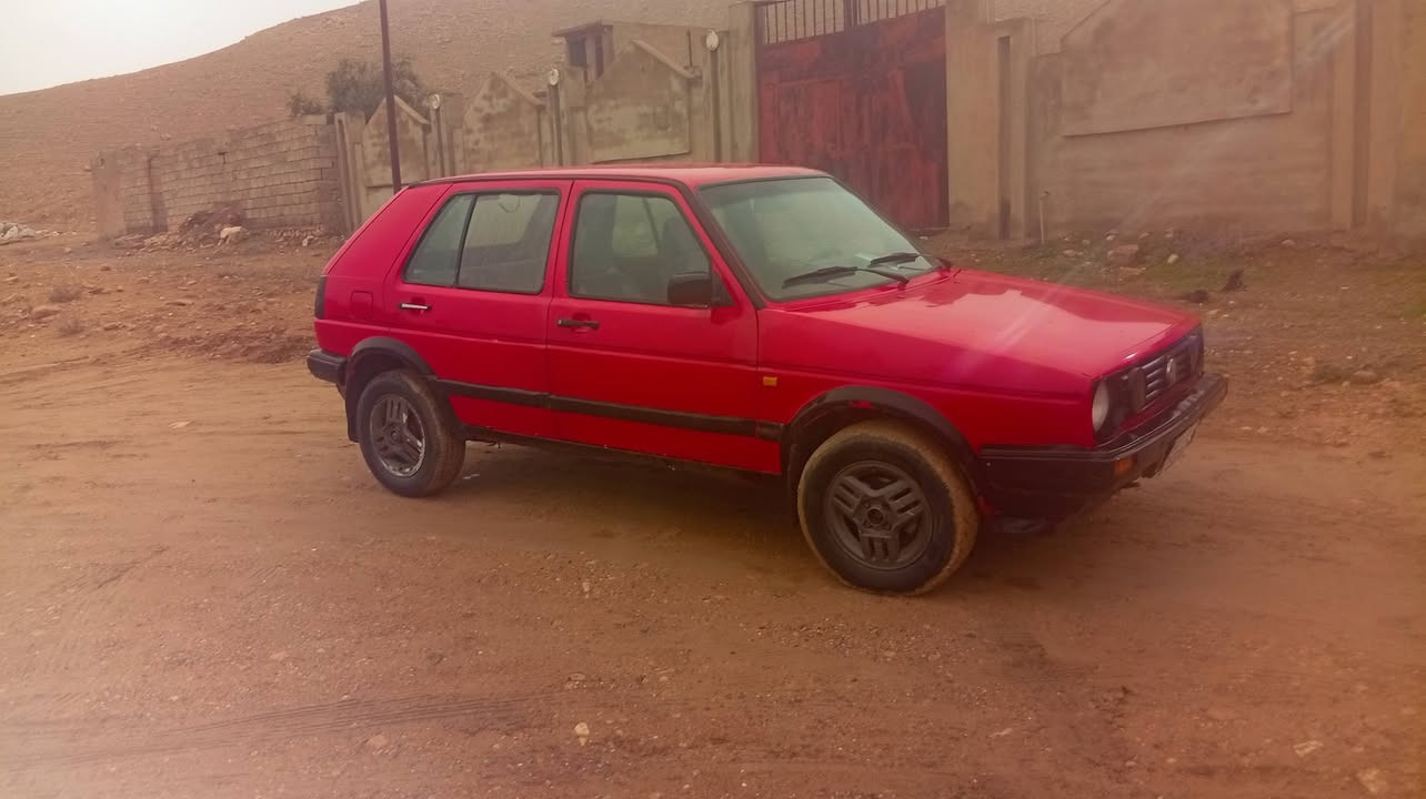 كولف ١٩٩١ محرك 0.8 مصبوغ عام رقم جديد نينوى 12 هزه لشهر الخامس  كير محرك شرط كهربائيات شغالة شرط التحويل كابون بنزين موجود سعر 22 وبيها مجال *********** مكان السياره تلعفر ناحية العياضية
