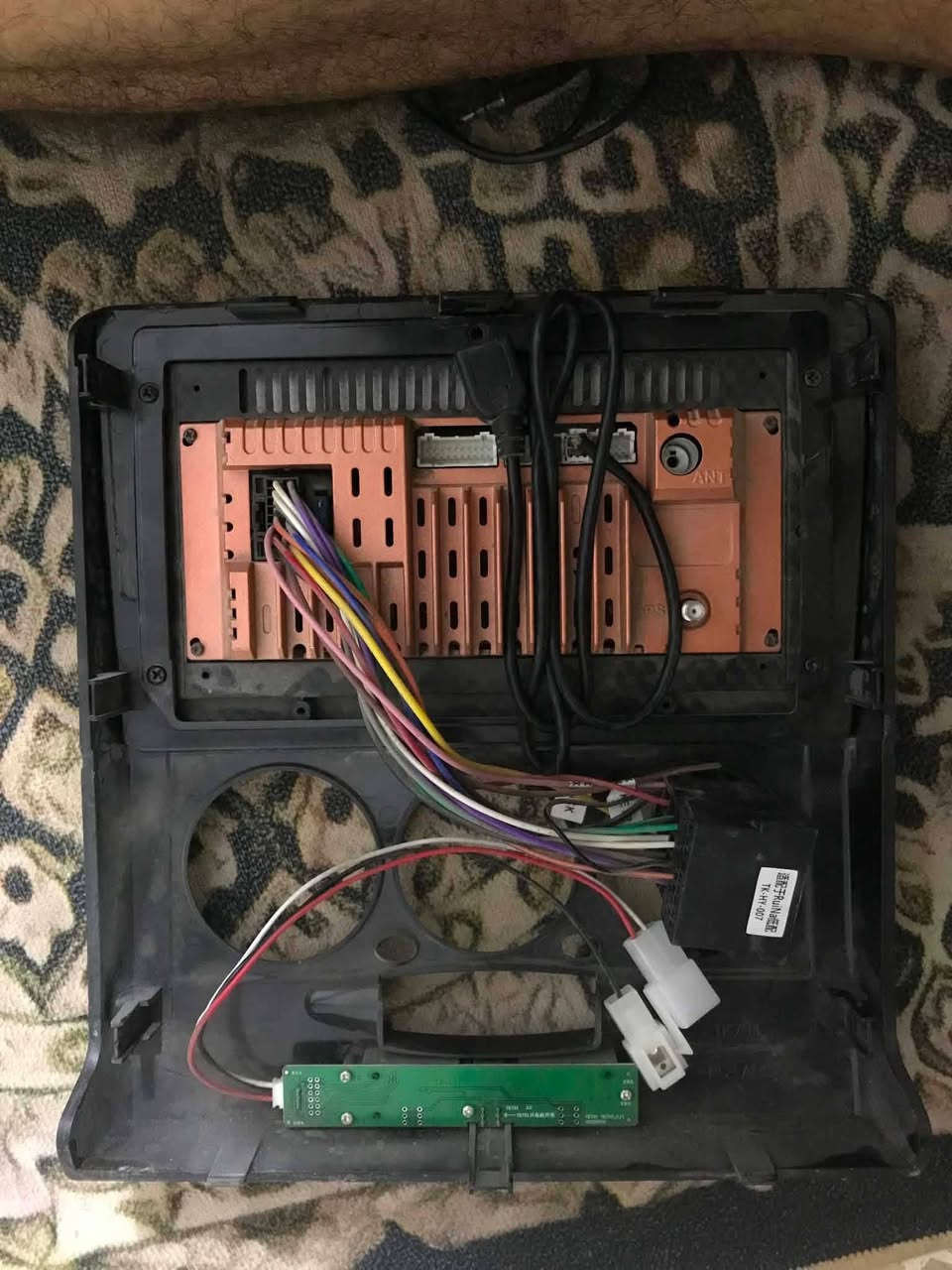 شاشه مال سايبه ستخدام قليل ترهم على جميع سيارات جديده الصليه انترنين بلوتوث شاشه جديده شرط اذا تكطع او شي تاخذه بلاش مكاني بغداد جسر دياله الجديد سعرها 75

واتساب ***********

