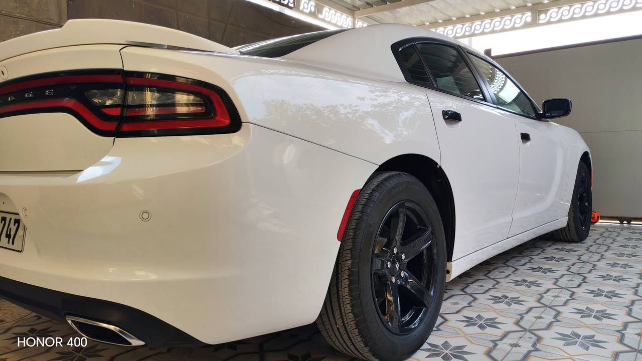 السلام عليكم
جارجر موديل 2022  اصل وارد امريكي رقم بغداد بأسمي
مكفولة كفالة عامه تقرير مياه امطار السونار مرفق مع الصور
مواصفات SXT  معروفه جديده السياره كلشي بيها على وضع الشركة تخم تاير وتخم ويل جديد كشنات حضن جلد كشن كهرباء 
محرك 3600 . V6
بصمة تشغيل + تشغيل عن بعد+ حساس خلفي 
ماشيه    100mi مكاني ذي قار
 ***********
***********
