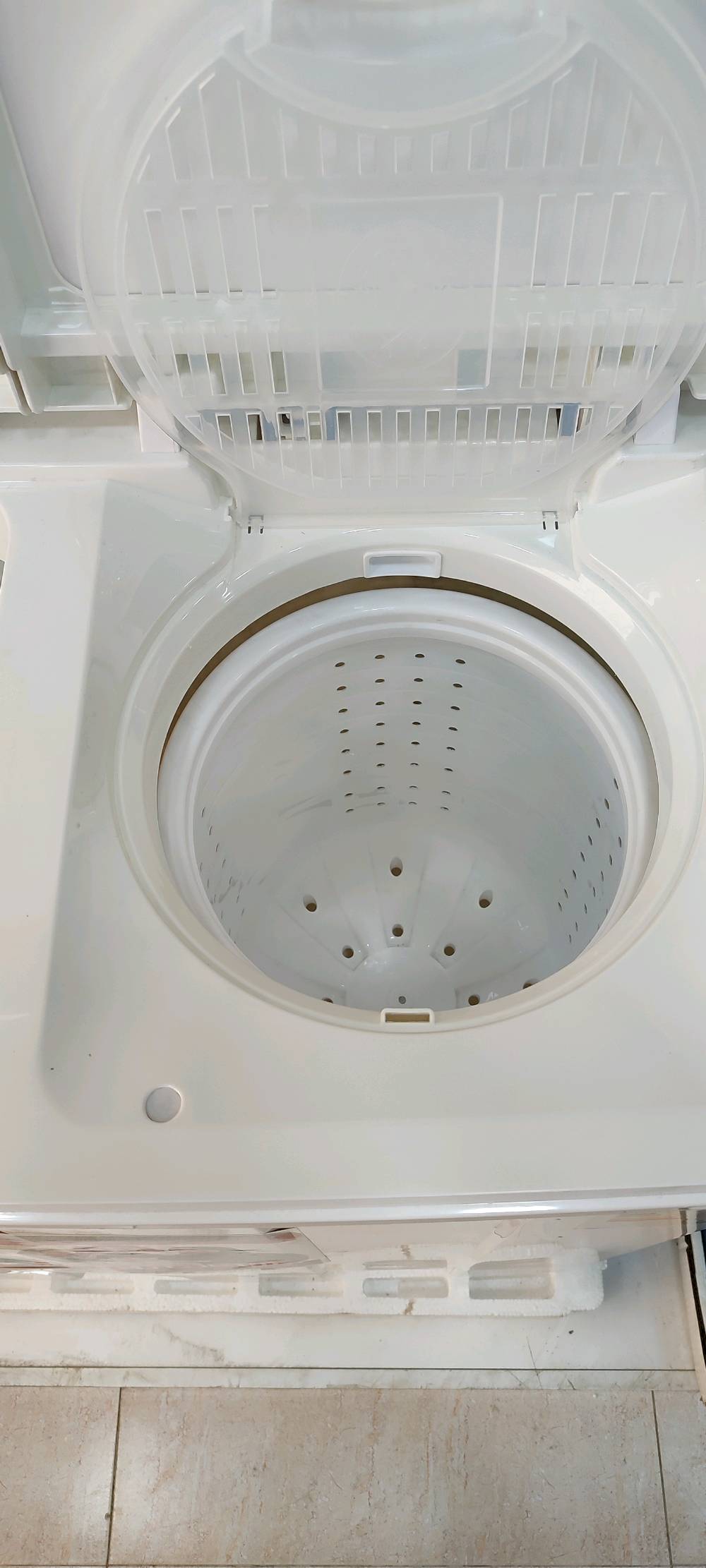 عرض مؤقت على غسالة هيتاشي
بـ170 الف فقط غسالة هيتاشي 38 كيلو 

- ضمان سنتين حقيقي

- بمواصفات قوية  
__
- بدي قوي مقاوم للصدمات 
- ماطورين كوري نحاس
- ملف الماطورات نحاس 
- قايش وليس دشلي 
-غطاء سويچ لحماية من الماء 
 __

متــوفر خــدمة تـوصـيل مجاني داخل البصرة !

العنوان /البصرة- شارع مستشفى النفط
__

للحجز والاستفسار راسل الصفحة او اتصل على رقم التالي  

***********