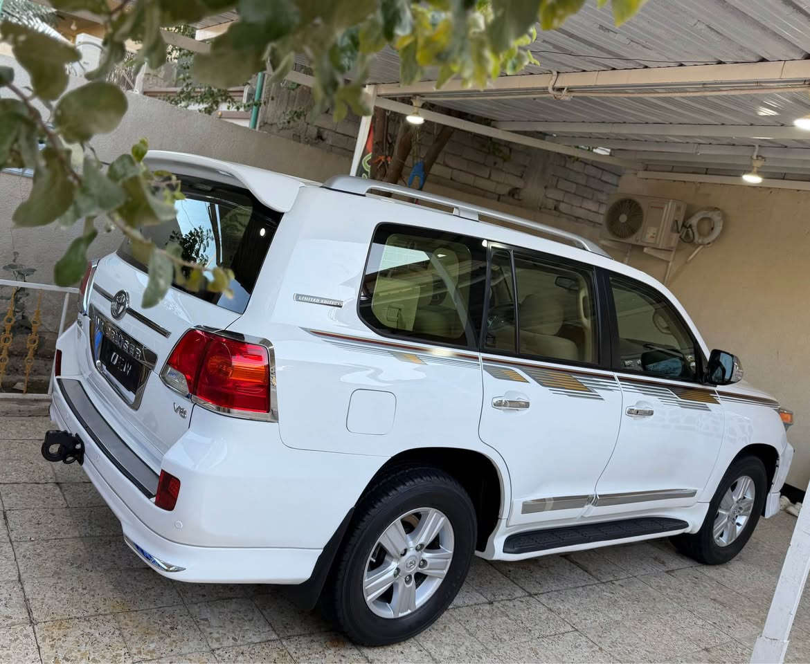 لاندكروز جكسار 13فول مواصفات مكينه 6سلندر 8ايرباك زراك لايت تحكم استيرن كشفات ضباب كشن السايق 3دكم السياره بريميه اصليه رقم بصره بسمي تحويل مباشر مكينه وكير بلجيس حداده تخم تاير توني شاده السياره احله من الصور السعر 328وبيه مجال حك الجيه مكان السياره البصره قضاء المدينه الاتصال ***********او*********** المدينة, البصرة
