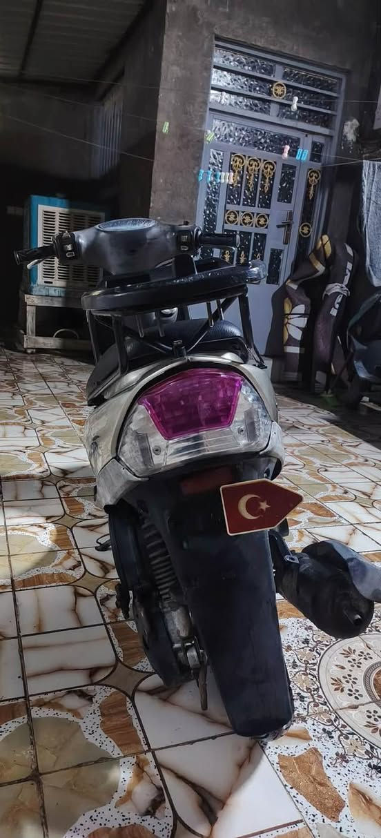 السلام عليكم ماكس منغولي للبيع الدراجه بلاديه نضافه 100/100 السعر 450  المكان حله قضاء القاسم رقمي ***********
