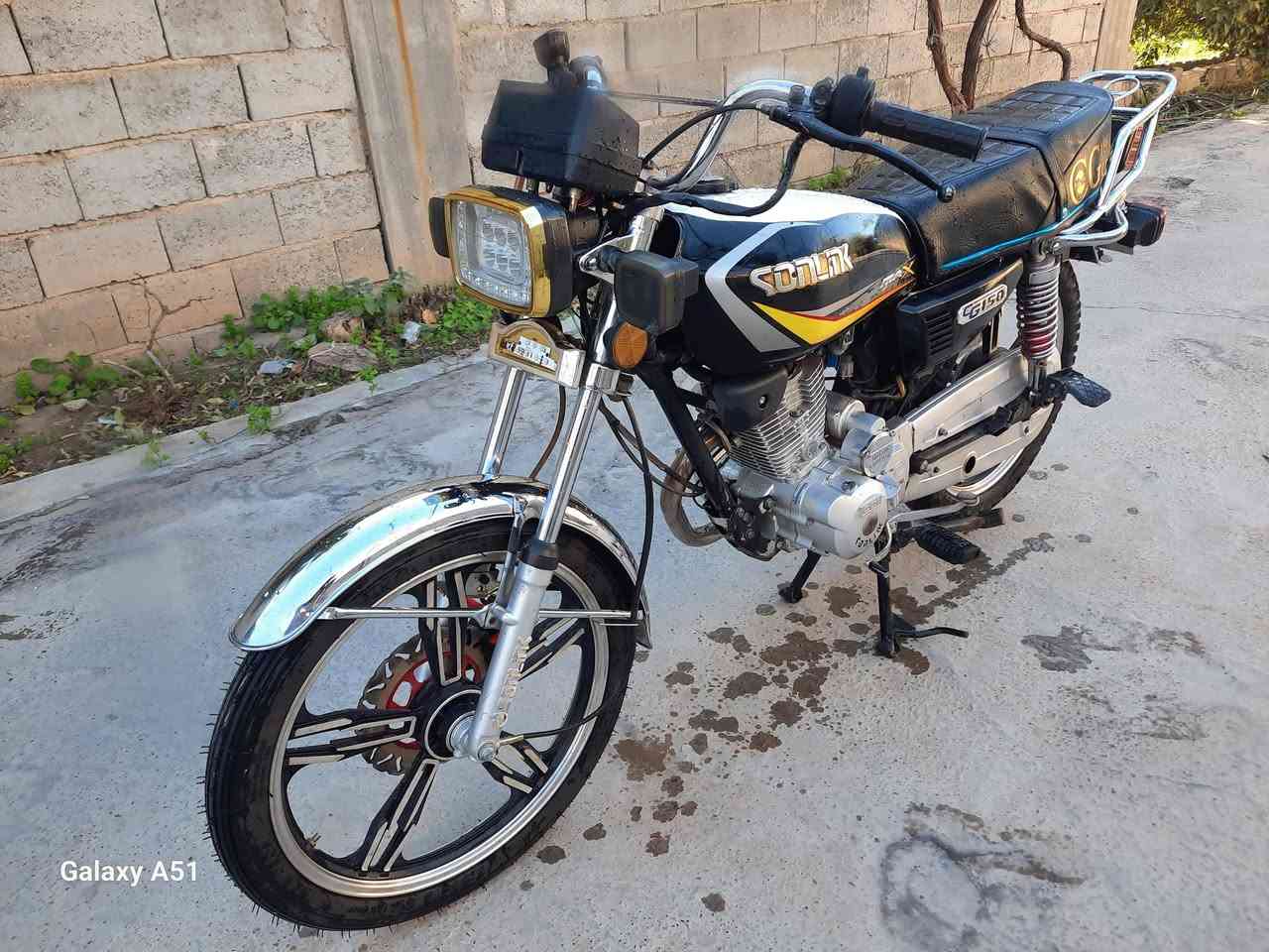 السلام عليكم دراجة سونك مديل ٢٢ بيه اوراق جاهزة السعر ٥٥٠ للإستفسار الاتصال 
***********
