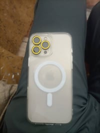 13برو ماكس نضيف شرق اوسط ذاكره 256 والبطاريه 79 فقط مبدل شاشه اصليه 3خ...