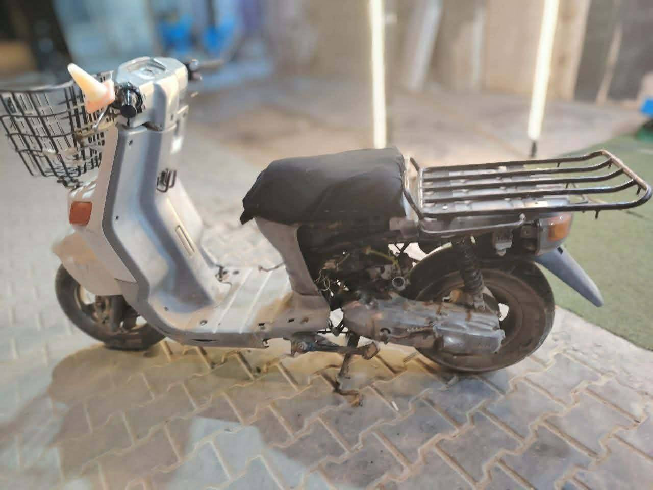 سلام عليكم 
دراجة بيكم فحل 
60 ابيعهه كوم حديد 
السعر قيم بليرضي الله 
واخذ 
مستعجل علة بيعها 
واتساب او تصال 
***********
