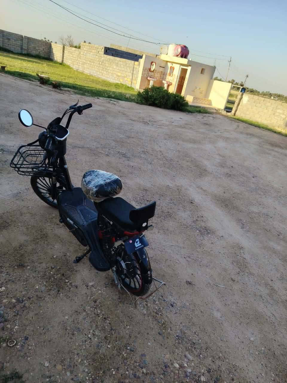 مكينه جاهز لبيع ودراجه شحن شراي خاص او اتصل ***********

