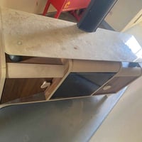 ميز للبيع ‭0784 244 5522‬