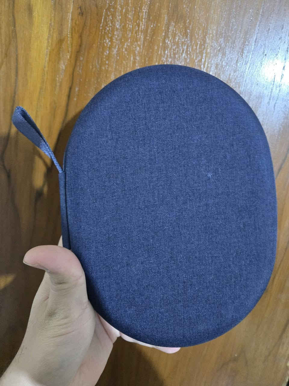 سلام عليكم
سماعة سوني الجيل الرابع 
Sony wh 1000-xm4
لون ازرق (مميز)
سماعة نضافته 95%
ملحقاته كاملة 
بيه ملاحضه صغيرة شوف الفديو 
سماعة ضمان صوت وشحن وعزل لمدة اسبوع
السعر على الخاص


**إذا كنت صاحب هذا الإعلان وتريد حذفه لأي سبب، رجاءا أرسل رسالة إلى الدعم الفني**