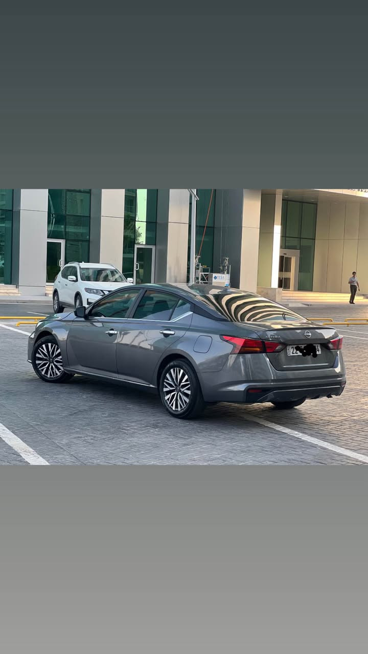 Nissan altima2025
نیسان التیما 
مۆدیل ۲٠۲٥
سەیارەکە ٦پارجەی بۆیاخە بئ داخلی 
ارباک سوکان شان سیستەمە 
سەیارەکە مواسەفات SV
۱٤مایل رۆشتووە دەکاتە ۲۲کم
بەناوی خۆمە تازە رەقەم کراوە 
هەیکەلی جوانە 
تەزرەی نیە 
هەموو شتی جاهیزە یەک دینار مەسرەفی نیە 
کارەبایی هەموو شتی بەشەرتە 
بەردی گزۆزی بیلادی تیدایە 
بۆ زانیاری زیاتر پەیوەندی بکە 
***********
***********
Watsap
واتسئاب Singapore

