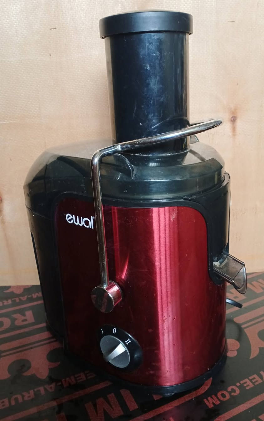 السلام عليكم 
معصاره فواكه و مكنسه كهربائيه للبيع 
شغالات وع الفحص .. قيم وأخذ 
مكاني الشعب 
وشكرا


**إذا كنت صاحب هذا الإعلان وتريد حذفه لأي سبب، رجاءا أرسل رسالة إلى الدعم الفني**