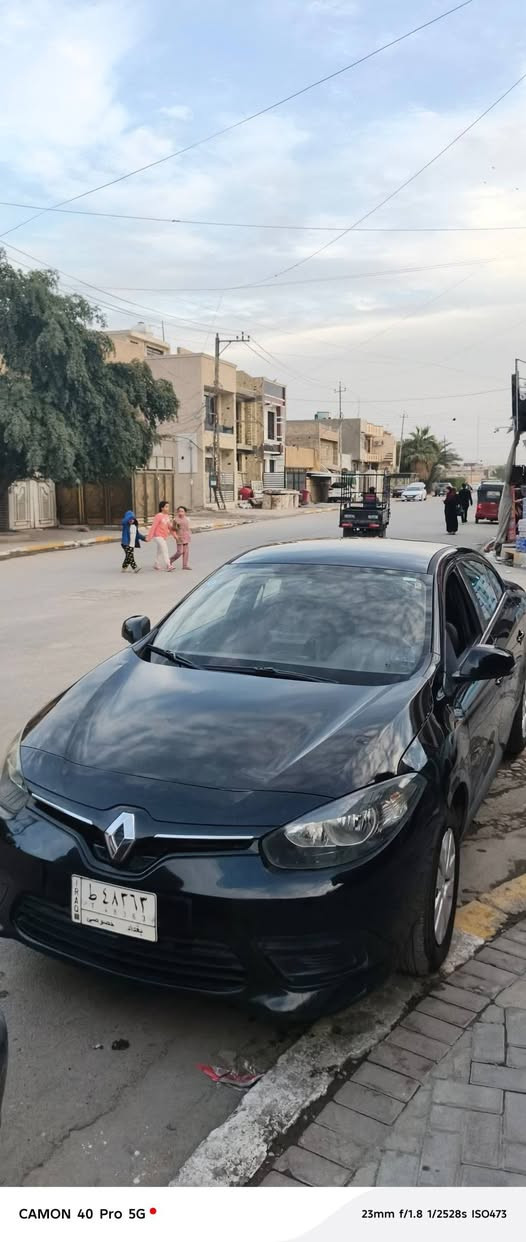 سلام عليكم
رينو فلوانس 2016 

السيارة بدون لا ضربة ولا صبغ 

فقط جراد خفيف 

السيارة حلوة ومرتبه وباسمي 

واستعمال قليل 

مكاني بغداد حي اور 

السعر 73 

وهذا رقمي 

***********
