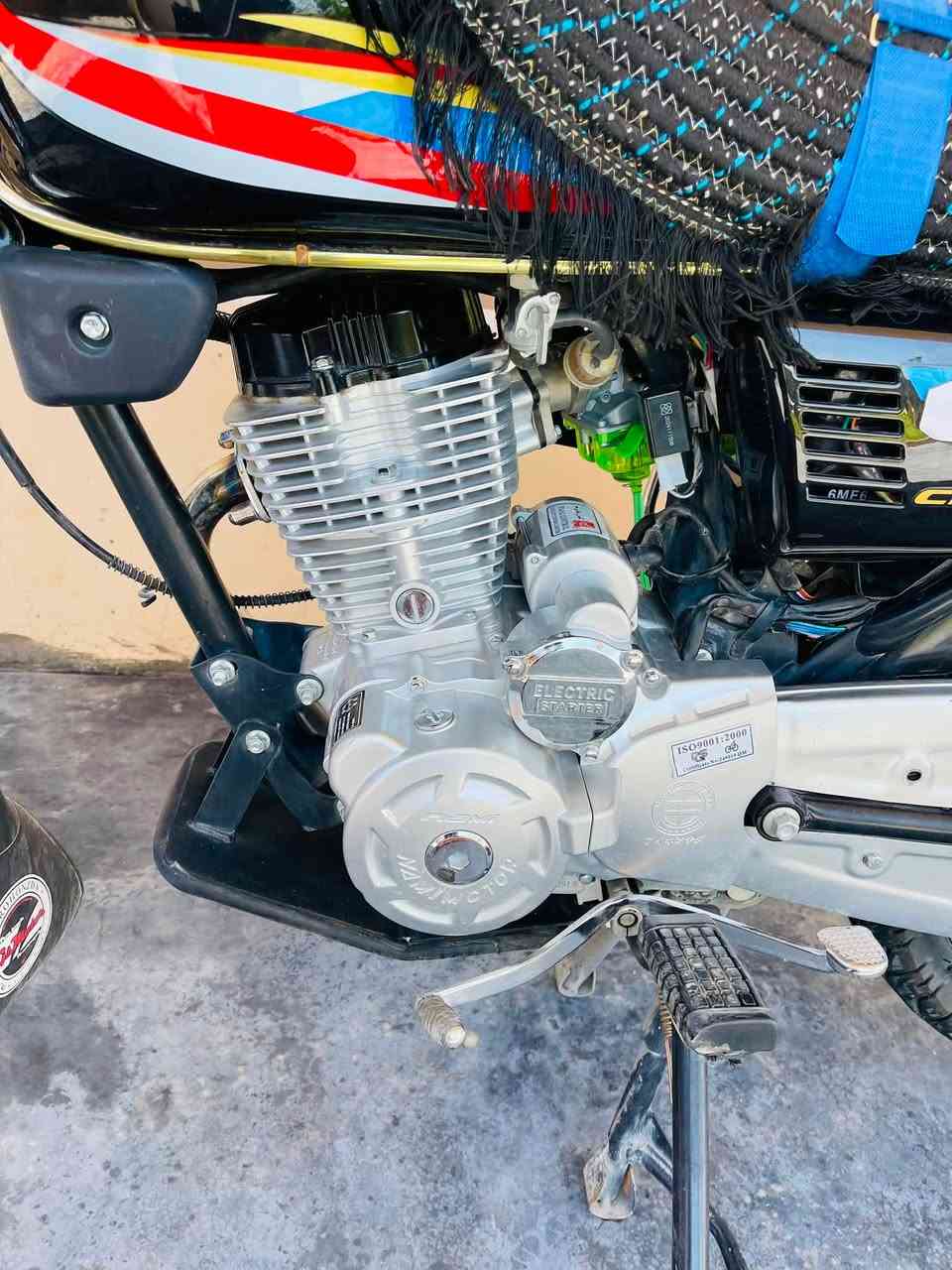 لسلام عليكم دراجه للبيع موديل 25 محرك 200 لسعر 800وبيه مجال شي قليل لعنوان ديالى حمرين ***********
