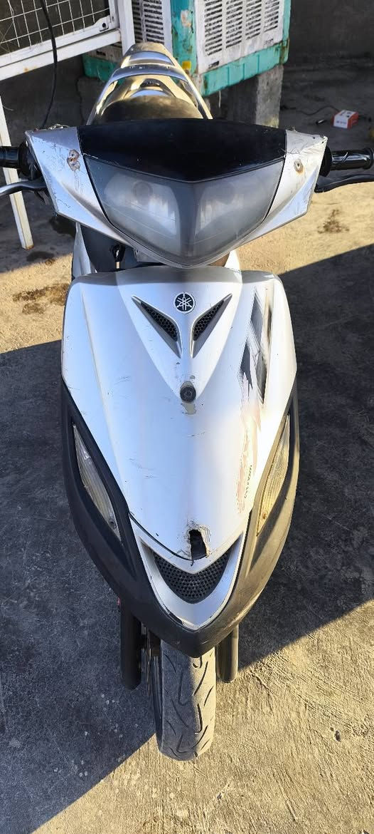 السلام عليكم للبيع ماكس ثعلب 140
دراجه بلاديه ومختمه وكلشي شغال بيها
تشتغل سلف وهندر 
كلش ناعمه ونشطه مبدل بيها كلجات وقايش 
كهربائيات كلها شغاله 
سعرها ٣٥٠ وبيها مجال للشراي 
مكاني بغداد الرضوانية الخط السريع الدولي 
***********
*********** واتساب
