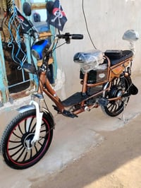 بايسكل شحن نوع هايس للبيع بطاريات جدد مشدودات بعد ماماشي بيهن جوابه جد...