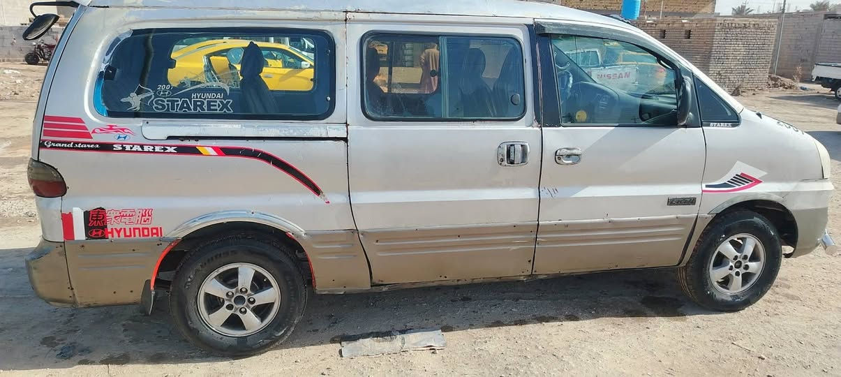 سلام عليكم ستاركس 2007 مسكر كير عادي مكينه جديده لا تبخير ولا تنقيص 
دوشمه جديد تخم تاير جديد سنويه ل 2027
مداور ثاني يوم سعر 40 وبي مجالل 
رقم الهاتف ***********
