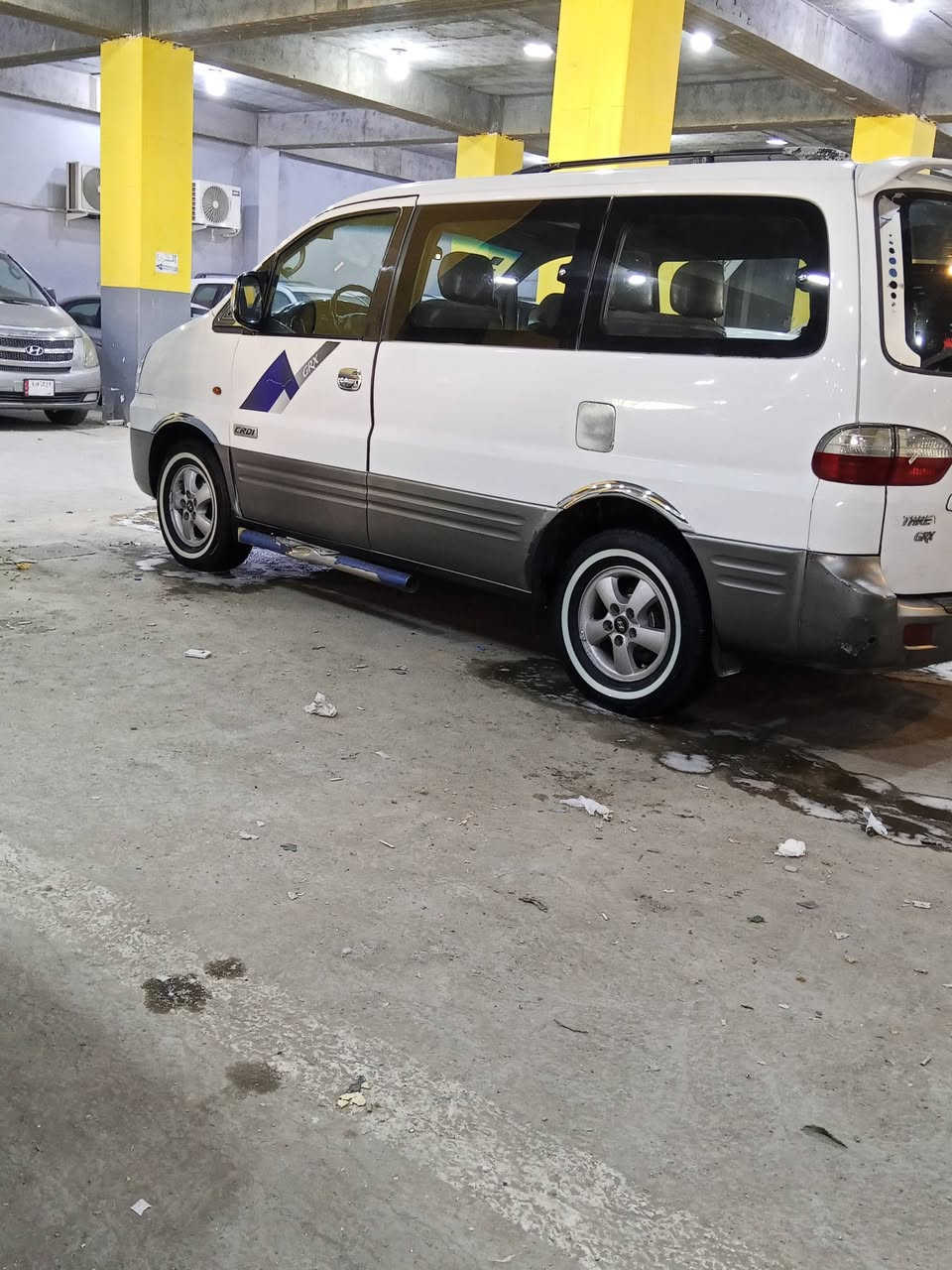 سلام عليكم ستاركس موديل 2007 اصل مسكر اوتماتيك حداديه كارتون تبريد ثلج تخم تاير مكينه وكير جدد *********** وسعر خاص
