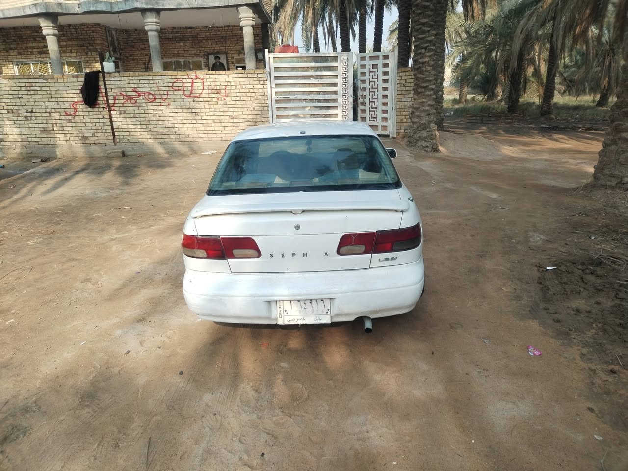 سياره 95 للبيع جير عادي مسكر السياره جاهزه حلوه العنوان بابل مداور ثاني يوم السعر 30ل سياره حداديه منفوضه جاهزه السياره حلوه حيل***********
