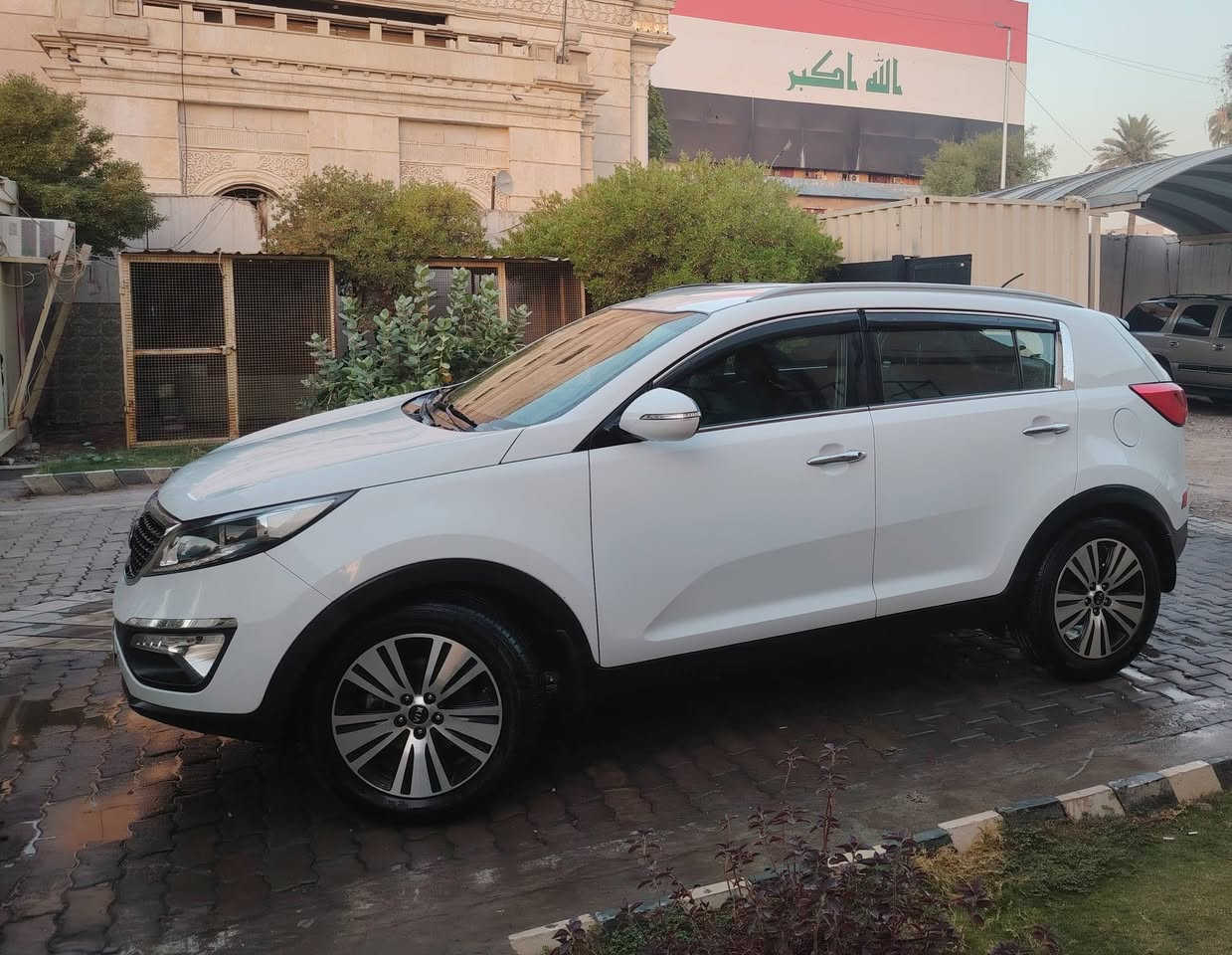 للبيع فقط...
كيا سبورتج موديل 2015 بغداد
محرك 2000 DOHC
سيارة مكفولة كفالة عامة ( وضع شركة ) 
ماشية 91 كم قابل للزيادة 
للإستفسار الإتصال 
على الرقم ***********
ملاحظة : السعر قفل 162 $.
