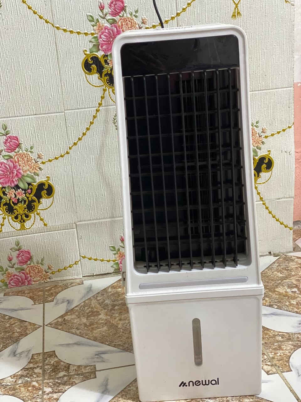 مبرده نوال للبيع كلش نضيفه صارله اقل الاسبوع هواه ثلج بيه مانع رطوبة حجمه صغير السعر ١٠٠ بيه مجال بسيط


**إذا كنت صاحب هذا الإعلان وتريد حذفه لأي سبب، رجاءا أرسل رسالة إلى الدعم الفني**