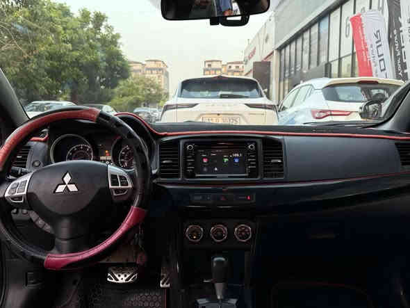 سلام عليكم مسيوبوشي لانسر قرش . موديل 2017 بلاك اديشن السيارة فول فول ماعده بصمه وخير من الله محرك 2000 السنويه بسمي رقم بغداد تحويل ثاني يوم مكان سياره بغداد الغزاليه ***********
