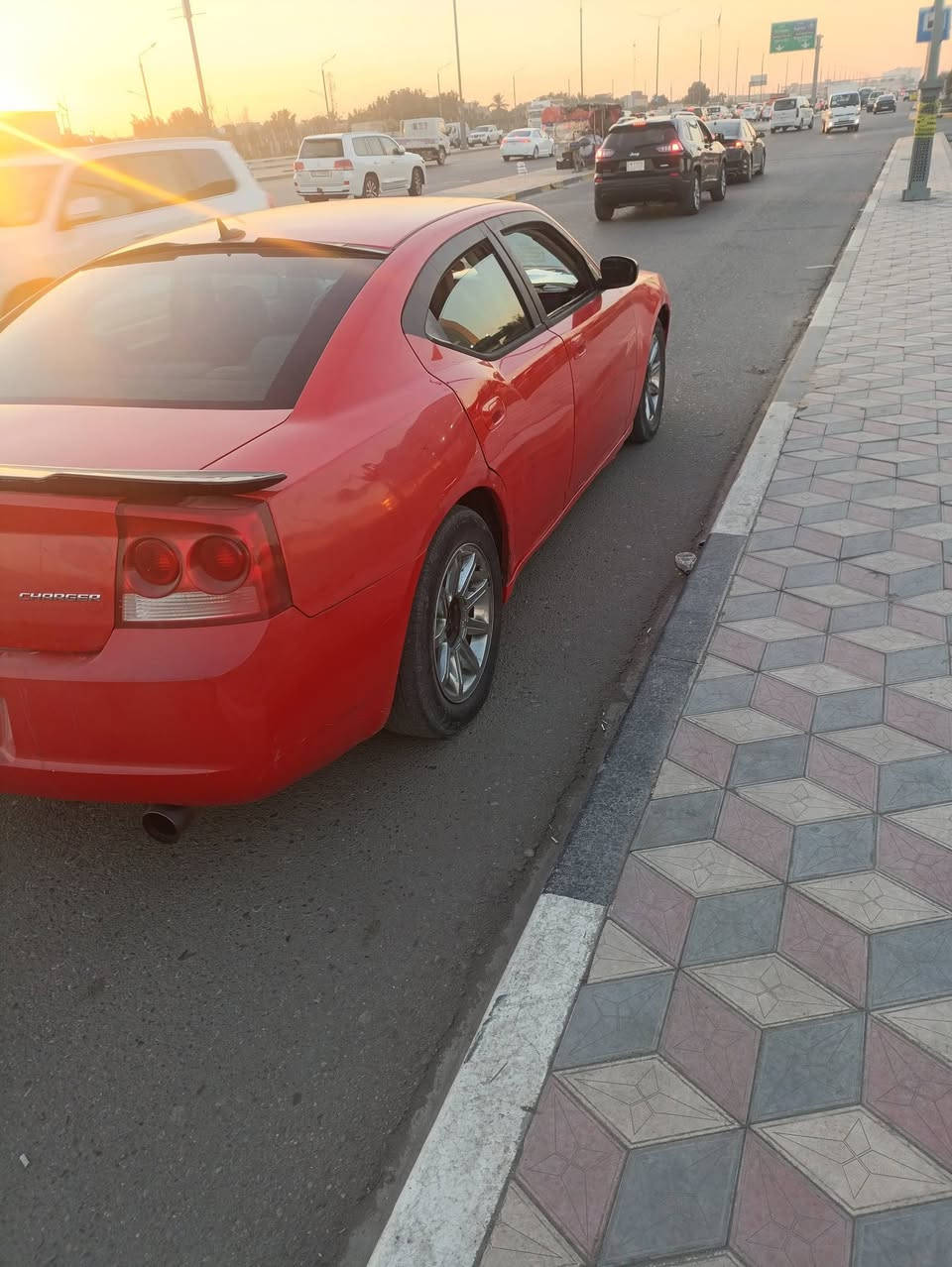 جارجر للبيع مديل 2010اصل رقم بصره  انكليزي سنويه الئ 2030  مكينه 3500 خير من الله السعر 100 وبيه مجال مكان السياره البصره مركز المدينه  الهاتف ***********
