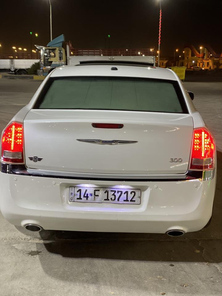 للبيع مديل 2014 كنديه عداد 260 السياره جديده كلش احلى من صور كفاله عامه حتى من بارد برغي ما مفتوح بيه لا مكينه لا كير ابد ماشيه 89 الف فول مواصفات تحويل ثاني يوم مكاني البصره امن داخلي تلفون ***********
