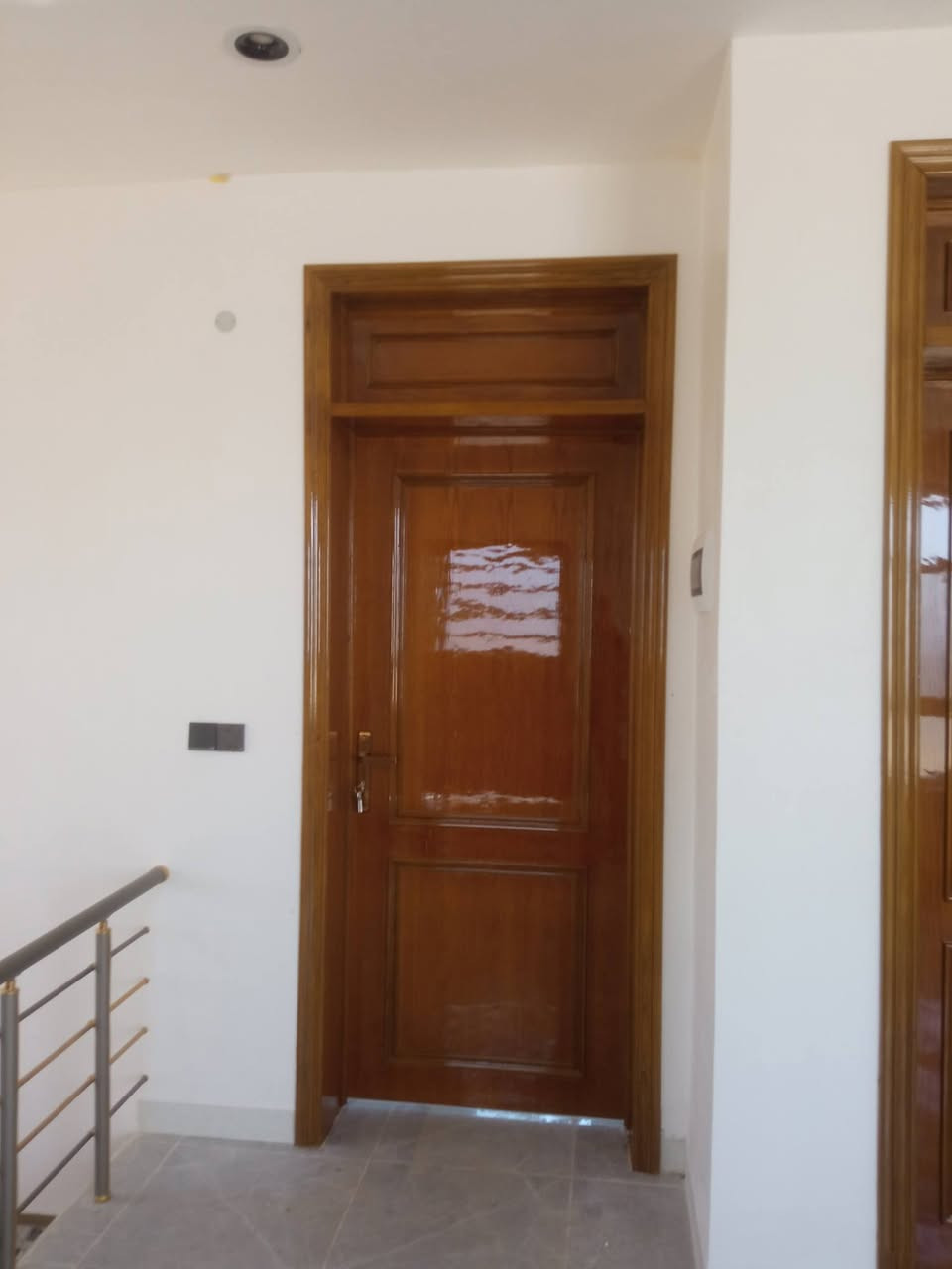 سليم الخفاجي لصياغة الاخشاب والديكور والتجاره لتحويل الخشب الخام الي لوحه فنيه العمل حسب طلب الزبون أنته عليك بس تحتار والباقي علينا لاستفسار الاتصال على ***********
