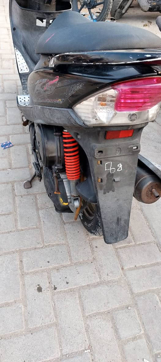 السلام عليكم ماكس عدلة دراجة مال رمبة نظيفة حيل ومختمة  بلادية سعرها 750 قفل ماخذيها ب1150 واوراقها موجودة 
مكاني  بغداد مدينة ***********
