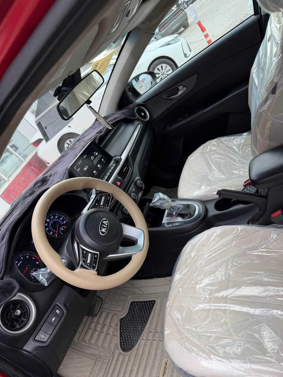 كيا فورتي 2020
وارد امريكي
بيها طخطخات
مصبوغ جمالية
كفالة شواصي والغود
وكير ومحرك
داخل جلد
ويل اسود السيارة جاهزة
السعر 109
الاتصال *********** بغداد, العراق
