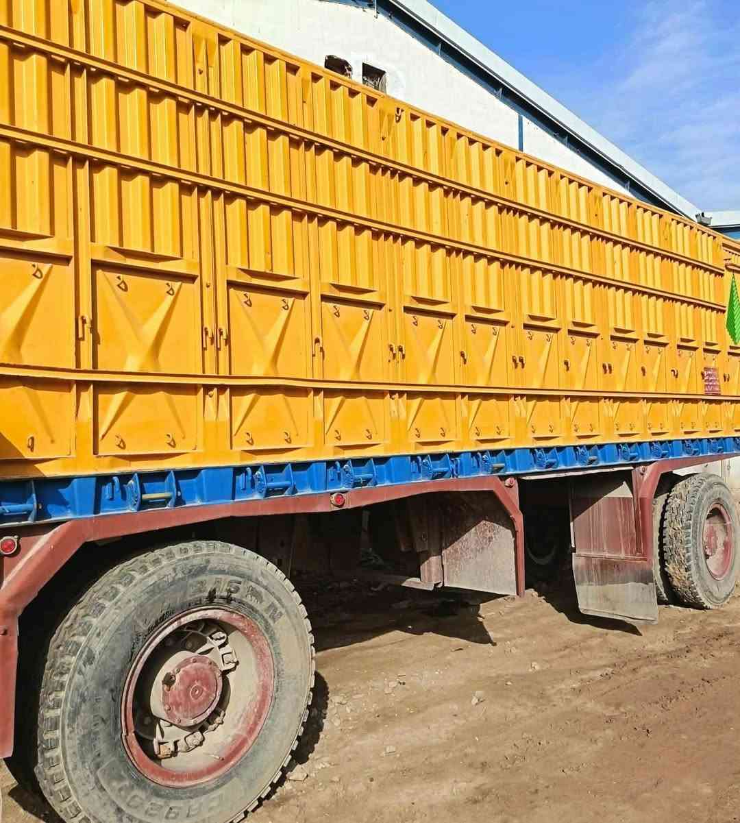 رقم 7
بسم الله الرحمن الرحيم 
سلام عليكم مدير الكروب المحترم
110 ورقه بيه مجال مكان بغداد عوريج مقابل مخابز باب الاغا
*********** جمال 
***********ابو عبد الله
حي العسكري مجاور دائرته مرور تقسيط
 مقطورةحداديه للبيع
طول ٧ متر و ربع
ارتفاع 1.90م
دناكير جي اف اطارات تخم جديد مصبوعه داخل و خارج
هواء كامل و كهرباء كامله
