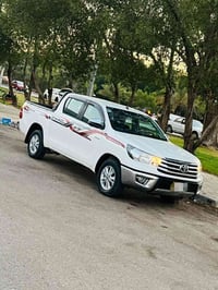 تيوتا هايلوكس ناصي للبيع مديل 2021 ساز باب اول فول مواصفات تماتيك بصمه...
