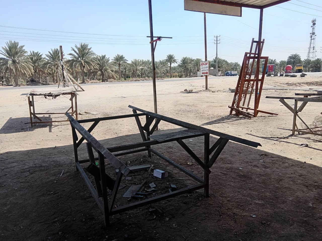 معمل حدادة وبي في سي في كربلاء للبيع للأستفسار
***********
***********
