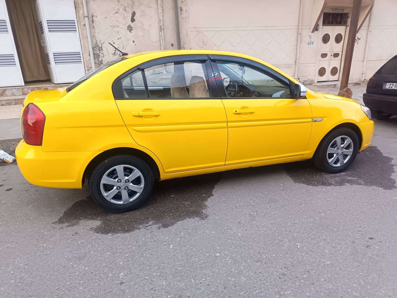 السلام عليكم اكسنت كوري 2011 بيها طخة صغيرة حيل بوجها الجاملغ الخلفي موضحة بل الصورة فقط مكينتها كيرها شرط التحويل فقط تأخذها صافية هيئة وغرامات كاربون مامسجل السيارة بل الموصل الأيمن إذ حبيت خابر على راعيها هذا الرقم *********** كورك الاسيا *********** السيارة بدون دواخل خلاص خابر على راعيها واستفسر منو
