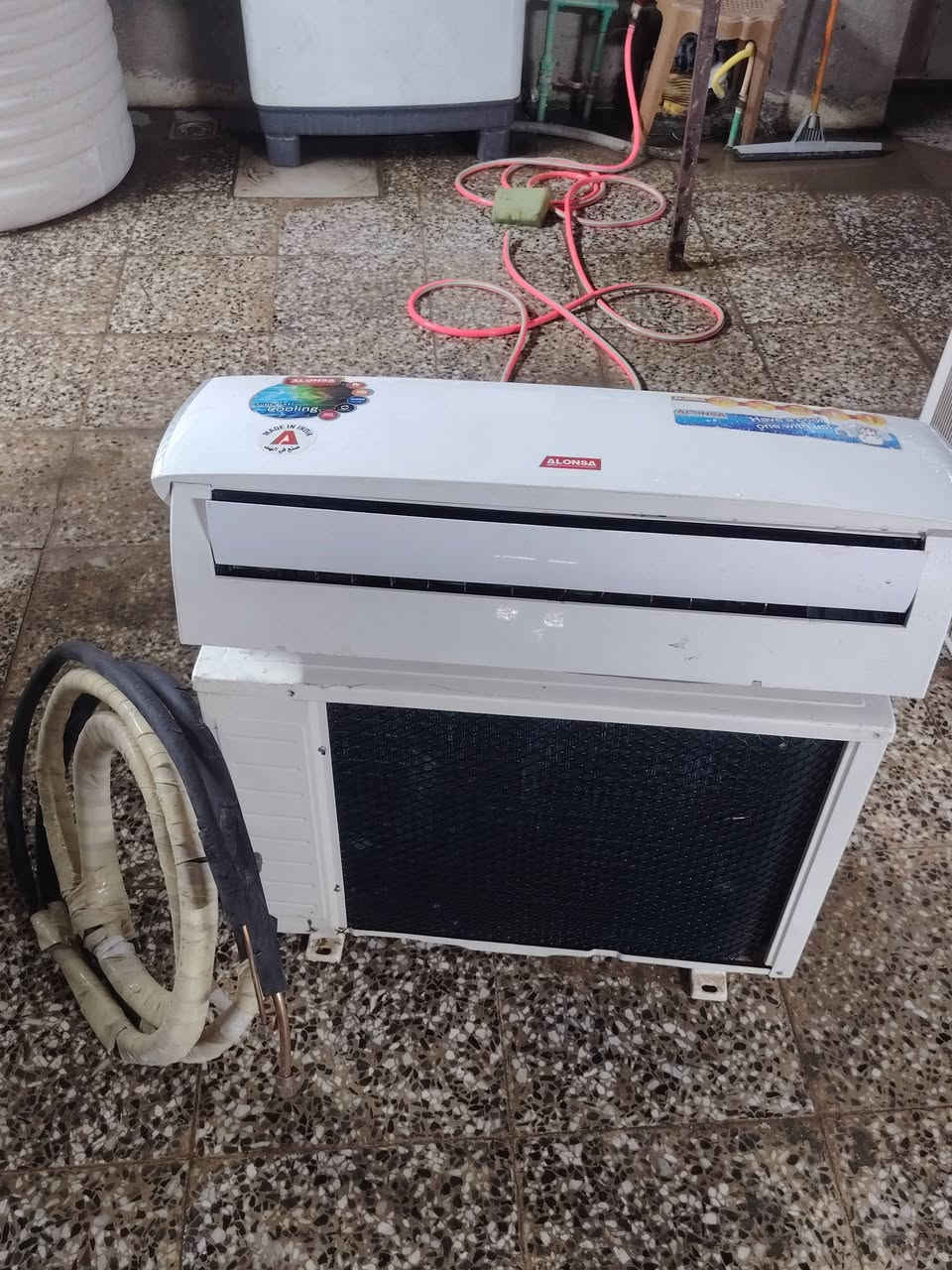 سبلت توسوت ١ طن كامل لا داخل تصليح ولا أي شي السعر ٢٥٠ ألف 
سبلت الونسا ١طن كامل لا تصليح ولا شي
السعر ٢٠٠ ألف 
المكان بغداد 
***********
