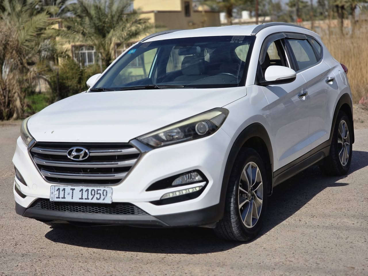 توسان2018خليجي شركة الكاصد رقم بغداد الجديد بسمي موصفات السيارة نص فول شاير مري تحكم سترين حساس امامي حساس خلفي داخل صاج مري شفط اشاشة كامرة وباقي الموصفات المعروفة  محرك2000دوش كير ومكينة بلاديات برغي ما مفتوح بيهة السيا،ة مكفوالة من الصبغ والتبديل بيهة بارد بل جنطة كد شبر باقي السيارة كفالة
(((السعر177وبيهة مجال)))
مكان السيارة بغداد المحمودية 
اي ستفسار ***********
