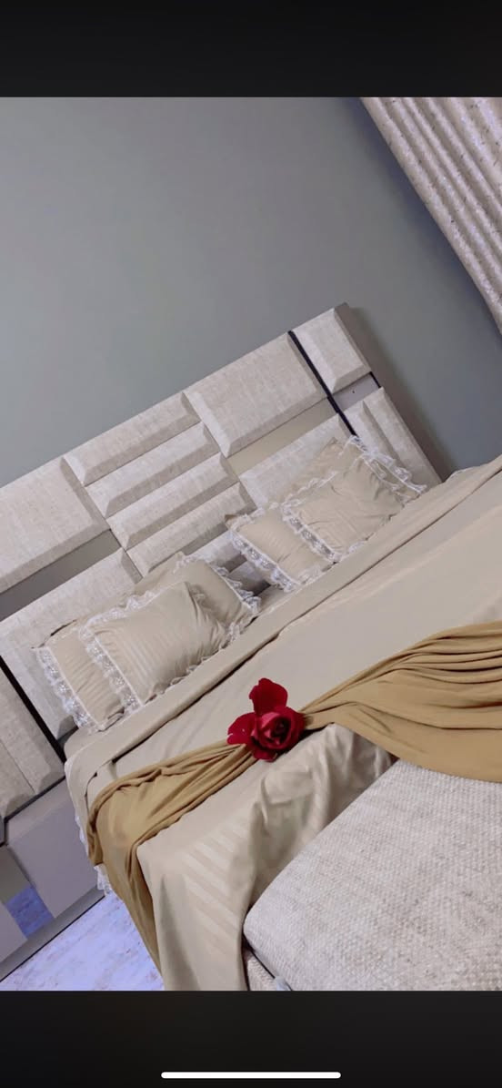 السلام عليكم غرفه كنتور زاويه للبيع نضيفه كلش وضخمه عدد قطع ١٠  مبينه نضافتها بلفديوات صار سنه وكم شهر من اخذتها


**إذا كنت صاحب هذا الإعلان وتريد حذفه لأي سبب، رجاءا أرسل رسالة إلى الدعم الفني**