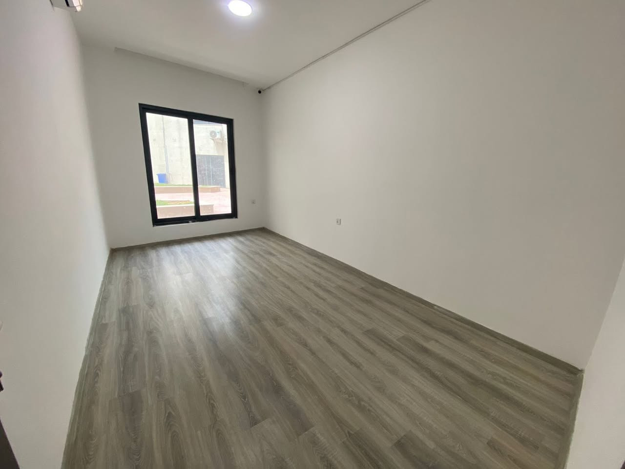 عقارات تسهیل
***********
K-1-16 life towers
2+1
350$
