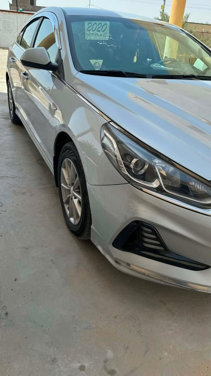 السلام عليكم سوناتا مديل كوري 20 رقم بصره بسمي بانزين كفاله من ضربه وتفتح وتبديل فقط صبغ قطعتين محرك 200 دوش تخم تاير حداده جديد العنوان البصره رقم صاحب السياره ***********
