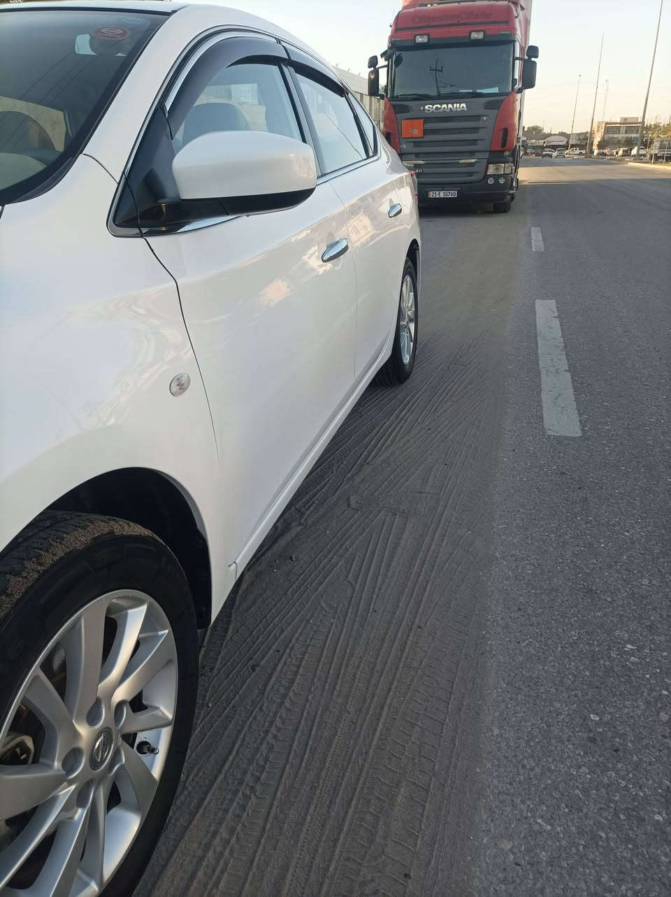 سلام عليكم نيسان سنترا 16 خليجي سبورت مكينه 1800 مانع انزلاق تبريد خلفي اسياره كفالة عامه اسعر  123 وبي مجال  مكان اسياره نجف  ***********
