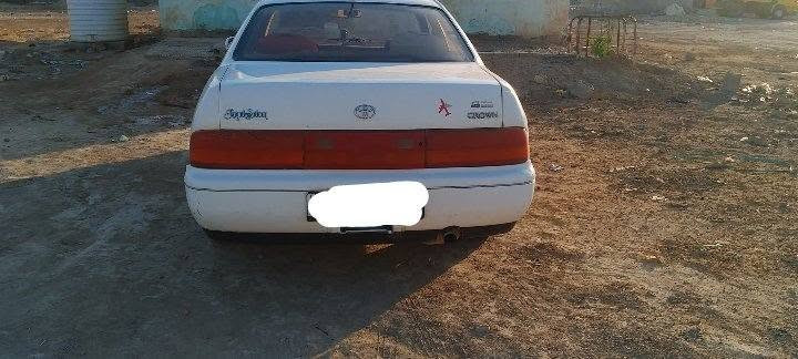 سلام عليكم ورحمه الله وبركاته سياره بطه موديل1993محرك2500كيرمكفول رقم انكليزي اديالى سعر 40وشراي يتصل عل ***********
